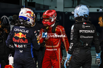 2024-03-01 - LECLERC Charles (mco), Scuderia Ferrari SF-24, portrait VERSTAPPEN Max (ned), Red Bull Racing RB20, portrait RUSSELL George (gbr), Mercedes AMG F1 Team W15, portrait during the Formula 1 Gulf Air Bahrain Grand Prix 2024, 1st round of the 2024 FIA Formula One World Championship from February 29 to March 2, 2024 on the Bahrain International Circuit, in Sakhir, Bahrain - F1 - BAHRAIN GRAND PRIX 2024 - FORMULA 1 - MOTORS