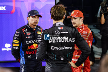 2024-03-01 - VERSTAPPEN Max (ned), Red Bull Racing RB20, portrait LECLERC Charles (mco), Scuderia Ferrari SF-24, portrait RUSSELL George (gbr), Mercedes AMG F1 Team W15, portrait during the Formula 1 Gulf Air Bahrain Grand Prix 2024, 1st round of the 2024 FIA Formula One World Championship from February 29 to March 2, 2024 on the Bahrain International Circuit, in Sakhir, Bahrain - F1 - BAHRAIN GRAND PRIX 2024 - FORMULA 1 - MOTORS