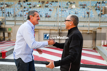 2024-03-02 - STEINER Gunther, with DOMENICALI Stefano (ita), Chairman and CEO Formula One Group FOG, portrait, during the Formula 1 Gulf Air Bahrain Grand Prix 2024, 1st round of the 2024 FIA Formula One World Championship from February 29 to March 2, 2024 on the Bahrain International Circuit, in Sakhir, Bahrain - F1 - BAHRAIN GRAND PRIX 2024 - FORMULA 1 - MOTORS