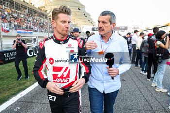 2024-03-02 - HULKENBERG Nico (ger), Haas F1 Team VF-24 Ferrari, STEINER Gunther, during the Formula 1 Gulf Air Bahrain Grand Prix 2024, 1st round of the 2024 FIA Formula One World Championship from February 29 to March 2, 2024 on the Bahrain International Circuit, in Sakhir, Bahrain - F1 - BAHRAIN GRAND PRIX 2024 - FORMULA 1 - MOTORS
