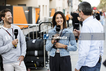 2024-03-02 - GROSJEAN Romain (fra), former F1 driver and TV presenter Canal+, portrait LAFFITE Margot (fra), TV presenter of Canal+, portrait STEINER Gunther, portrait during the Formula 1 Gulf Air Bahrain Grand Prix 2024, 1st round of the 2024 FIA Formula One World Championship from February 29 to March 2, 2024 on the Bahrain International Circuit, in Sakhir, Bahrain - F1 - BAHRAIN GRAND PRIX 2024 - FORMULA 1 - MOTORS