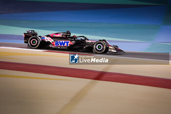 2024-03-02 - 31 OCON Esteban (fra), Alpine F1 Team A524, action during the Formula 1 Gulf Air Bahrain Grand Prix 2024, 1st round of the 2024 FIA Formula One World Championship from February 29 to March 2, 2024 on the Bahrain International Circuit, in Sakhir, Bahrain - F1 - BAHRAIN GRAND PRIX 2024 - FORMULA 1 - MOTORS