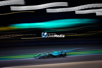 2024-03-02 - 14 ALONSO Fernando (spa), Aston Martin F1 Team AMR24, action during the Formula 1 Gulf Air Bahrain Grand Prix 2024, 1st round of the 2024 FIA Formula One World Championship from February 29 to March 2, 2024 on the Bahrain International Circuit, in Sakhir, Bahrain - F1 - BAHRAIN GRAND PRIX 2024 - FORMULA 1 - MOTORS