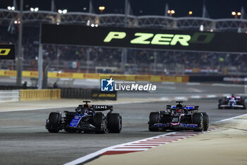 2024-03-02 - 23 ALBON Alexander (tha), Williams Racing FW45, action 31 OCON Esteban (fra), Alpine F1 Team A524, action during the Formula 1 Gulf Air Bahrain Grand Prix 2024, 1st round of the 2024 FIA Formula One World Championship from February 29 to March 2, 2024 on the Bahrain International Circuit, in Sakhir, Bahrain - F1 - BAHRAIN GRAND PRIX 2024 - FORMULA 1 - MOTORS