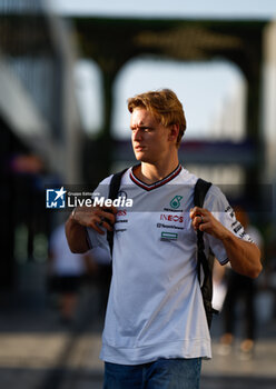 2024-03-06 - SCHUMACHER Mick (ger), Reserve Driver of Mercedes AMG F1 Team, portrait during the Formula 1 STC Saudi Arabian Grand Prix 2024, 2nd round of the 2024 Formula One World Championship from March 7 to 9, 2024 on the Jeddah Corniche Circuit, in Jeddah, Saudi Arabia - DPPI - F1 - SAUDI ARABIAN GRAND PRIX 2024 - FORMULA 1 - MOTORS