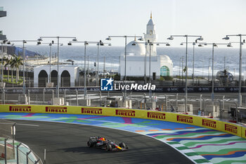 2024-03-07 - 01 VERSTAPPEN Max (nld), Red Bull Racing RB20, action during the Formula 1 STC Saudi Arabian Grand Prix 2024, 2nd round of the 2024 Formula One World Championship from March 7 to 9, 2024 on the Jeddah Corniche Circuit, in Jeddah, Saudi Arabia - F1 - SAUDI ARABIAN GRAND PRIX 2024 - FORMULA 1 - MOTORS