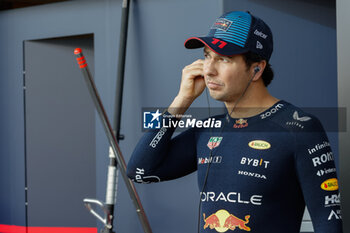 2024-03-08 - PEREZ Sergio (mex), Red Bull Racing RB20, portrait during the Formula 1 STC Saudi Arabian Grand Prix 2024, 2nd round of the 2024 Formula One World Championship from March 7 to 9, 2024 on the Jeddah Corniche Circuit, in Jeddah, Saudi Arabia - F1 - SAUDI ARABIAN GRAND PRIX 2024 - FORMULA 1 - MOTORS