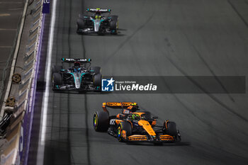 2024-03-09 - 04 NORRIS Lando (gbr), McLaren F1 Team MCL38, 63 RUSSELL George (gbr), Mercedes AMG F1 Team W15, 44 HAMILTON Lewis (gbr), Mercedes AMG F1 Team W15, action during the Formula 1 STC Saudi Arabian Grand Prix 2024, 2nd round of the 2024 Formula One World Championship from March 7 to 9, 2024 on the Jeddah Corniche Circuit, in Jeddah, Saudi Arabia - F1 - SAUDI ARABIAN GRAND PRIX 2024 - FORMULA 1 - MOTORS