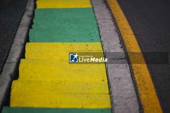 2024-03-20 - Kerb detail during the Formula 1 Rolex Australian Grand Prix 2024, 3rd round of the 2024 Formula One World Championship from March 22 to 24, 2024 on the Albert Park Circuit, in Melbourne, Australia - F1 - AUSTRALIAN GRAND PRIX 2024 - FORMULA 1 - MOTORS