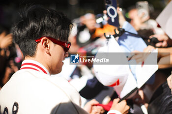 2024-03-21 - ZHOU Guanyu (chi), Stake F1 Team Kick Sauber C44, portrait during the Formula 1 Rolex Australian Grand Prix 2024, 3rd round of the 2024 Formula One World Championship from March 22 to 24, 2024 on the Albert Park Circuit, in Melbourne, Australia - F1 - AUSTRALIAN GRAND PRIX 2024 - FORMULA 1 - MOTORS