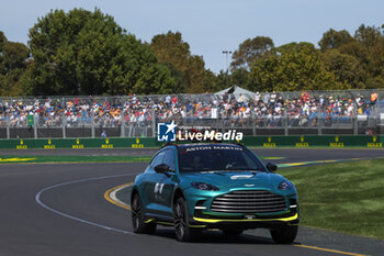 2024-03-22 - Medical car during the Formula 1 Rolex Australian Grand Prix 2024, 3rd round of the 2024 Formula One World Championship from March 22 to 24, 2024 on the Albert Park Circuit, in Melbourne, Australia - F1 - AUSTRALIAN GRAND PRIX 2024 - FORMULA 1 - MOTORS