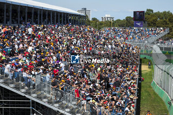 2024-03-22 - Grandstand during the Formula 1 Rolex Australian Grand Prix 2024, 3rd round of the 2024 Formula One World Championship from March 22 to 24, 2024 on the Albert Park Circuit, in Melbourne, Australia - F1 - AUSTRALIAN GRAND PRIX 2024 - FORMULA 1 - MOTORS