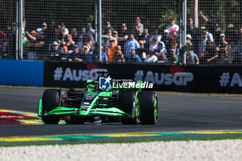 2024-03-22 - 77 BOTTAS Valtteri (fin), Stake F1 Team Kick Sauber C44, action during the Formula 1 Rolex Australian Grand Prix 2024, 3rd round of the 2024 Formula One World Championship from March 22 to 24, 2024 on the Albert Park Circuit, in Melbourne, Australia - F1 - AUSTRALIAN GRAND PRIX 2024 - FORMULA 1 - MOTORS