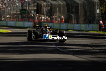 2024-03-23 - 11 PEREZ Sergio (mex), Red Bull Racing RB20, action during the Formula 1 Rolex Australian Grand Prix 2024, 3rd round of the 2024 Formula One World Championship from March 22 to 24, 2024 on the Albert Park Circuit, in Melbourne, Australia - F1 - AUSTRALIAN GRAND PRIX 2024 - FORMULA 1 - MOTORS