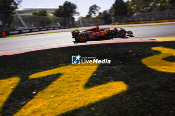 2024-03-24 - 55 SAINZ Carlos (spa), Scuderia Ferrari SF-24, action during the Formula 1 Rolex Australian Grand Prix 2024, 3rd round of the 2024 Formula One World Championship from March 22 to 24, 2024 on the Albert Park Circuit, in Melbourne, Australia - F1 - AUSTRALIAN GRAND PRIX 2024 - FORMULA 1 - MOTORS