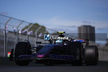 2024-03-24 - GASLY Pierre (fra), Alpine F1 Team A524, portrait during the Formula 1 Rolex Australian Grand Prix 2024, 3rd round of the 2024 Formula One World Championship from March 22 to 24, 2024 on the Albert Park Circuit, in Melbourne, Australia - F1 - AUSTRALIAN GRAND PRIX 2024 - FORMULA 1 - MOTORS