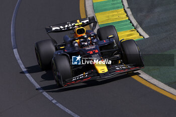 2024-03-24 - 11 PEREZ Sergio (mex), Red Bull Racing RB20, action during the Formula 1 Rolex Australian Grand Prix 2024, 3rd round of the 2024 Formula One World Championship from March 22 to 24, 2024 on the Albert Park Circuit, in Melbourne, Australia - F1 - AUSTRALIAN GRAND PRIX 2024 - FORMULA 1 - MOTORS