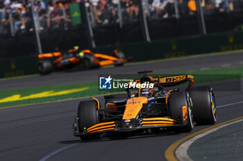 2024-03-24 - 81 PIASTRI Oscar (aus), McLaren F1 Team MCL38, action during the Formula 1 Rolex Australian Grand Prix 2024, 3rd round of the 2024 Formula One World Championship from March 22 to 24, 2024 on the Albert Park Circuit, in Melbourne, Australia - F1 - AUSTRALIAN GRAND PRIX 2024 - FORMULA 1 - MOTORS