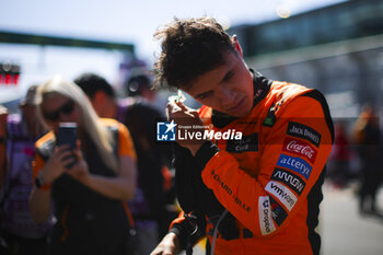 2024-03-24 - NORRIS Lando (gbr), McLaren F1 Team MCL38, portrait during the Formula 1 Rolex Australian Grand Prix 2024, 3rd round of the 2024 Formula One World Championship from March 22 to 24, 2024 on the Albert Park Circuit, in Melbourne, Australia - F1 - AUSTRALIAN GRAND PRIX 2024 - FORMULA 1 - MOTORS