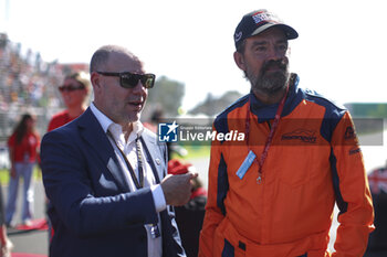 2024-03-24 - Marshall and FIA Staff during the Formula 1 Rolex Australian Grand Prix 2024, 3rd round of the 2024 Formula One World Championship from March 22 to 24, 2024 on the Albert Park Circuit, in Melbourne, Australia - F1 - AUSTRALIAN GRAND PRIX 2024 - FORMULA 1 - MOTORS