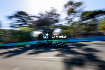 2024-03-24 - RUSSELL George (gbr), Mercedes AMG F1 Team W15, portrait during the Formula 1 Rolex Australian Grand Prix 2024, 3rd round of the 2024 Formula One World Championship from March 22 to 24, 2024 on the Albert Park Circuit, in Melbourne, Australia - F1 - AUSTRALIAN GRAND PRIX 2024 - FORMULA 1 - MOTORS