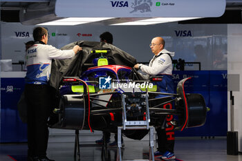 2024-04-04 - Visa Cash App RB F1 Team garage, box, during the Formula 1 MSC Cruises Japanese Grand Prix 2024, 4th round of the 2024 Formula One World Championship from April 5 to 7, 2024 on the Suzuka International Racing Course, in Suzuka, Japan - F1 - JAPANESE GRAND PRIX 2024 - FORMULA 1 - MOTORS