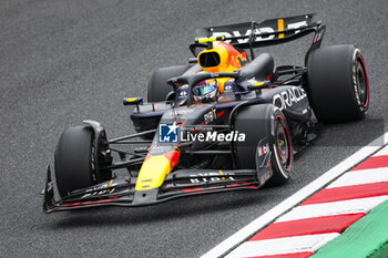2024-04-05 - 11 PEREZ Sergio (mex), Red Bull Racing RB20, action during the Formula 1 MSC Cruises Japanese Grand Prix 2024, 4th round of the 2024 Formula One World Championship from April 5 to 7, 2024 on the Suzuka International Racing Course, in Suzuka, Japan - F1 - JAPANESE GRAND PRIX 2024 - FORMULA 1 - MOTORS