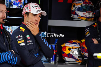 2024-04-05 - PEREZ Sergio (mex), Red Bull Racing RB20, portrait during the Formula 1 MSC Cruises Japanese Grand Prix 2024, 4th round of the 2024 Formula One World Championship from April 5 to 7, 2024 on the Suzuka International Racing Course, in Suzuka, Japan - F1 - JAPANESE GRAND PRIX 2024 - FORMULA 1 - MOTORS