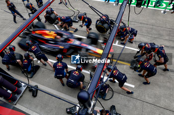 2024-04-05 - Red Bull Racing RB20, during the Formula 1 MSC Cruises Japanese Grand Prix 2024, 4th round of the 2024 Formula One World Championship from April 5 to 7, 2024 on the Suzuka International Racing Course, in Suzuka, Japan - F1 - JAPANESE GRAND PRIX 2024 - FORMULA 1 - MOTORS