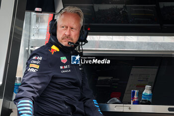 2024-04-06 - RENNIE Simon (gbr), Race Engineer of Red Bull Racing, portrait during the Formula 1 MSC Cruises Japanese Grand Prix 2024, 4th round of the 2024 Formula One World Championship from April 5 to 7, 2024 on the Suzuka International Racing Course, in Suzuka, Japan - F1 - JAPANESE GRAND PRIX 2024 - FORMULA 1 - MOTORS