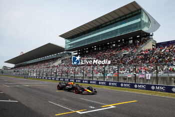 2024-04-06 - 11 PEREZ Sergio (mex), Red Bull Racing RB20, action during the Formula 1 MSC Cruises Japanese Grand Prix 2024, 4th round of the 2024 Formula One World Championship from April 5 to 7, 2024 on the Suzuka International Racing Course, in Suzuka, Japan - F1 - JAPANESE GRAND PRIX 2024 - FORMULA 1 - MOTORS