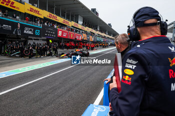 2024-04-06 - 11 PEREZ Sergio (mex), Red Bull Racing RB20, NEWEY Adrian (gbr), Chief Technical Officer of Red Bull Racing, portrait during the Formula 1 MSC Cruises Japanese Grand Prix 2024, 4th round of the 2024 Formula One World Championship from April 5 to 7, 2024 on the Suzuka International Racing Course, in Suzuka, Japan - F1 - JAPANESE GRAND PRIX 2024 - FORMULA 1 - MOTORS
