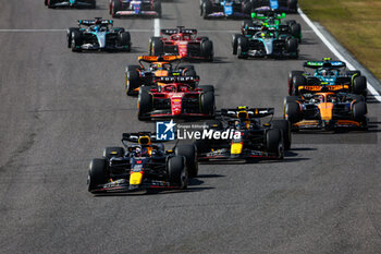 2024-04-07 - Restart of the race: 01 VERSTAPPEN Max (nld), Red Bull Racing RB20, 11 PEREZ Sergio (mex), Red Bull Racing RB20, 04 NORRIS Lando (gbr), McLaren F1 Team MCL38, 14 ALONSO Fernando (spa), Aston Martin F1 Team AMR24, action during the Formula 1 MSC Cruises Japanese Grand Prix 2024, 4th round of the 2024 Formula One World Championship from April 5 to 7, 2024 on the Suzuka International Racing Course, in Suzuka, Japan - F1 - JAPANESE GRAND PRIX 2024 - FORMULA 1 - MOTORS