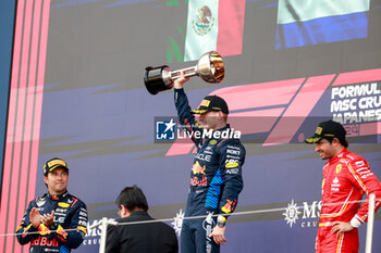 2024-04-07 - VERSTAPPEN Max (ned), Red Bull Racing RB20, portrait podium during the Formula 1 MSC Cruises Japanese Grand Prix 2024, 4th round of the 2024 Formula One World Championship from April 5 to 7, 2024 on the Suzuka International Racing Course, in Suzuka, Japan - F1 - JAPANESE GRAND PRIX 2024 - FORMULA 1 - MOTORS