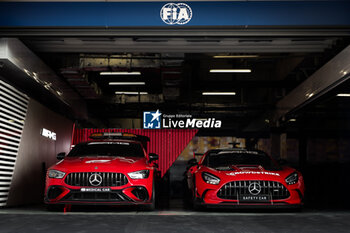2024-04-19 - FIA Mercedes-AMG GT 63 S 4MATIC+ Medical Car & FIA Mercedes-AMG GT Black Series Safety Car during the Formula 1 Lenovo Chinese Grand Prix 2024, 5th round of the 2024 Formula One World Championship from April 19 to 21, 2024 on the Shanghai International Circuit, in Shanghai, China - F1 - CHINESE GRAND PRIX 2024 - FORMULA 1 - MOTORS