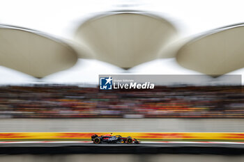 2024-04-19 - 01 VERSTAPPEN Max (nld), Red Bull Racing RB20, action during the Formula 1 Lenovo Chinese Grand Prix 2024, 5th round of the 2024 Formula One World Championship from April 19 to 21, 2024 on the Shanghai International Circuit, in Shanghai, China - F1 - CHINESE GRAND PRIX 2024 - FORMULA 1 - MOTORS
