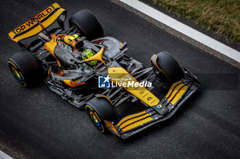 2024-04-19 - 04 NORRIS Lando (gbr), McLaren F1 Team MCL38, action Qualifying Sprint Race during the Formula 1 Lenovo Chinese Grand Prix 2024, 5th round of the 2024 Formula One World Championship from April 19 to 21, 2024 on the Shanghai International Circuit, in Shanghai, China - F1 - CHINESE GRAND PRIX 2024 - FORMULA 1 - MOTORS
