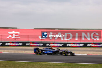 2024-04-19 - 02 SARGEANT Logan (usa), Williams Racing FW46, action during the Formula 1 Lenovo Chinese Grand Prix 2024, 5th round of the 2024 Formula One World Championship from April 19 to 21, 2024 on the Shanghai International Circuit, in Shanghai, China - F1 - CHINESE GRAND PRIX 2024 - FORMULA 1 - MOTORS