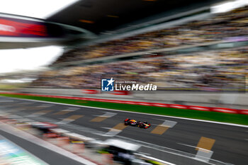 2024-04-19 - 01 VERSTAPPEN Max (nld), Red Bull Racing RB20, action during the Formula 1 Lenovo Chinese Grand Prix 2024, 5th round of the 2024 Formula One World Championship from April 19 to 21, 2024 on the Shanghai International Circuit, in Shanghai, China - F1 - CHINESE GRAND PRIX 2024 - FORMULA 1 - MOTORS
