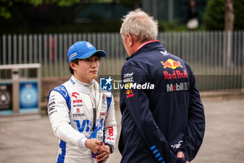 2024-04-20 - TSUNODA Yuki (jap), Visa Cash App RB F1 Team VCARB 01, portrait MARKO Helmut (aut), Drivers’ Manager of Red Bull Racing, portrait during the Formula 1 Lenovo Chinese Grand Prix 2024, 5th round of the 2024 Formula One World Championship from April 19 to 21, 2024 on the Shanghai International Circuit, in Shanghai, China - F1 - CHINESE GRAND PRIX 2024 - FORMULA 1 - MOTORS