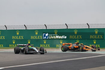 2024-04-20 - 44 HAMILTON Lewis (gbr), Mercedes AMG F1 Team W15, action and 04 NORRIS Lando (gbr), McLaren F1 Team MCL38, action during the Formula 1 Lenovo Chinese Grand Prix 2024, 5th round of the 2024 Formula One World Championship from April 19 to 21, 2024 on the Shanghai International Circuit, in Shanghai, China - F1 - CHINESE GRAND PRIX 2024 - FORMULA 1 - MOTORS