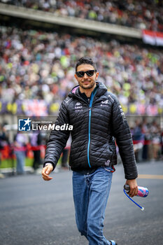 21/04/2024 - OCON Esteban (fra), Alpine F1 Team A524, portrait during the Formula 1 Lenovo Chinese Grand Prix 2024, 5th round of the 2024 Formula One World Championship from April 19 to 21, 2024 on the Shanghai International Circuit, in Shanghai, China - F1 - CHINESE GRAND PRIX 2024 - FORMULA 1 - MOTORI