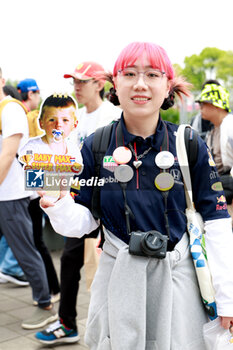 2024-04-21 - Fan of VERSTAPPEN Max (ned), Red Bull Racing RB20, portrait during the Formula 1 Lenovo Chinese Grand Prix 2024, 5th round of the 2024 Formula One World Championship from April 19 to 21, 2024 on the Shanghai International Circuit, in Shanghai, China - F1 - CHINESE GRAND PRIX 2024 - FORMULA 1 - MOTORS