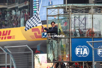 21/04/2024 - The chequered flag during the Formula 1 Lenovo Chinese Grand Prix 2024, 5th round of the 2024 Formula One World Championship from April 19 to 21, 2024 on the Shanghai International Circuit, in Shanghai, China - F1 - CHINESE GRAND PRIX 2024 - FORMULA 1 - MOTORI