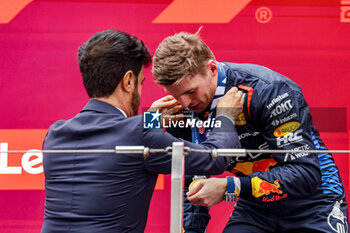 2024-04-21 - VERSTAPPEN Max (ned), Red Bull Racing RB20, portrait, BEN SULAYEM Mohammed (uae), President of the FIA, portrait podium during the Formula 1 Lenovo Chinese Grand Prix 2024, 5th round of the 2024 Formula One World Championship from April 19 to 21, 2024 on the Shanghai International Circuit, in Shanghai, China - F1 - CHINESE GRAND PRIX 2024 - FORMULA 1 - MOTORS