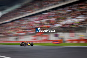 21/04/2024 - 11 PEREZ Sergio (mex), Red Bull Racing RB20, action during the Formula 1 Lenovo Chinese Grand Prix 2024, 5th round of the 2024 Formula One World Championship from April 19 to 21, 2024 on the Shanghai International Circuit, in Shanghai, China - F1 - CHINESE GRAND PRIX 2024 - FORMULA 1 - MOTORI