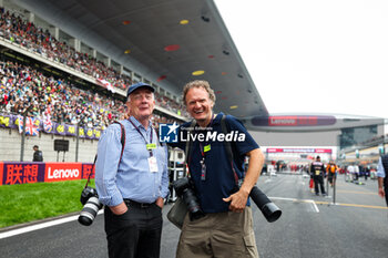 21/04/2024 - Wolfgang Wilhelm & Jiri Krenek photographers during the Formula 1 Lenovo Chinese Grand Prix 2024, 5th round of the 2024 Formula One World Championship from April 19 to 21, 2024 on the Shanghai International Circuit, in Shanghai, China - F1 - CHINESE GRAND PRIX 2024 - FORMULA 1 - MOTORI