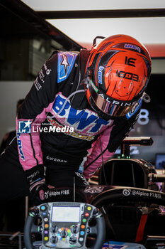 21/04/2024 - OCON Esteban (fra), Alpine F1 Team A524, portrait during the Formula 1 Lenovo Chinese Grand Prix 2024, 5th round of the 2024 Formula One World Championship from April 19 to 21, 2024 on the Shanghai International Circuit, in Shanghai, China - F1 - CHINESE GRAND PRIX 2024 - FORMULA 1 - MOTORI