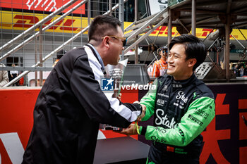 2024-04-21 - ZHOU Guanyu (chi), Stake F1 Team Kick Sauber C44, portrait during the Formula 1 Lenovo Chinese Grand Prix 2024, 5th round of the 2024 Formula One World Championship from April 19 to 21, 2024 on the Shanghai International Circuit, in Shanghai, China - F1 - CHINESE GRAND PRIX 2024 - FORMULA 1 - MOTORS