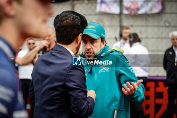 2024-04-21 - ALONSO Fernando (spa), Aston Martin F1 Team AMR24, portrait, BEN SULAYEM Mohammed (uae), President of the FIA, portrait pre grid during the Formula 1 Lenovo Chinese Grand Prix 2024, 5th round of the 2024 Formula One World Championship from April 19 to 21, 2024 on the Shanghai International Circuit, in Shanghai, China - F1 - CHINESE GRAND PRIX 2024 - FORMULA 1 - MOTORS